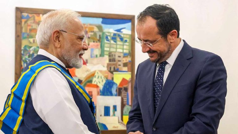 পাক সন্ত্রাস মোকাবিলায় ভারতকে সমর্থন করে মোদীর পাশে সাইপ্রাস