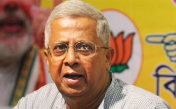 ‘সবাই খেতে পারতে পাক বামেরাই চাইনা!’ হকার উচ্ছেদ নিয়ে বিস্ফোরক তথাগত tathagata-roy-hawker-remark-left-politics-kolkata