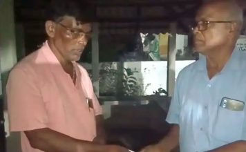TMC Leader Faces Scrutiny After Returning Funds to BJP Worker