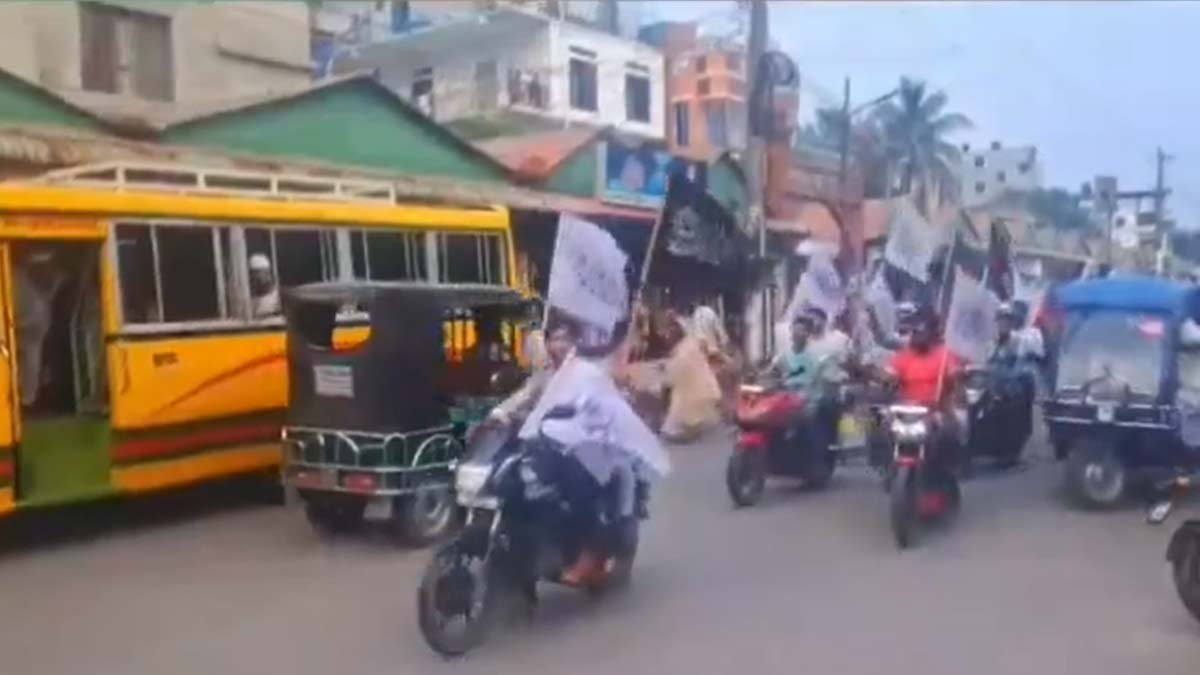 bangladesh-extremist-flags-rally