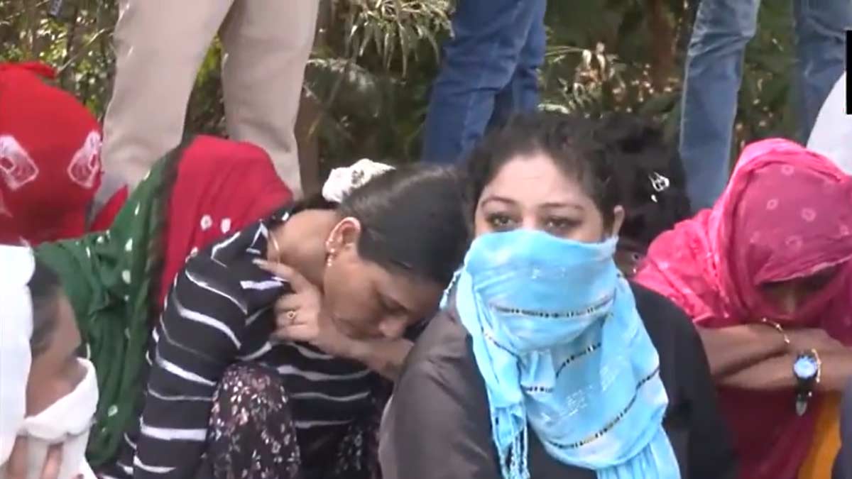 290-illegal-bangladeshi-immigrants-detained-in-ahmedabad-gujarat