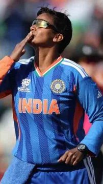 deepti-sharma-five-wicket-haul-world-record-vs-pakistan