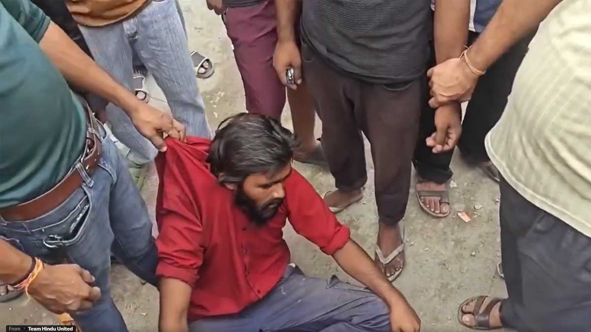 দিল্লির রাস্তায় গাড়ির লক ভেঙে মোবাইল চুরি! পুলিশের জালে সাহিল-রশিদ