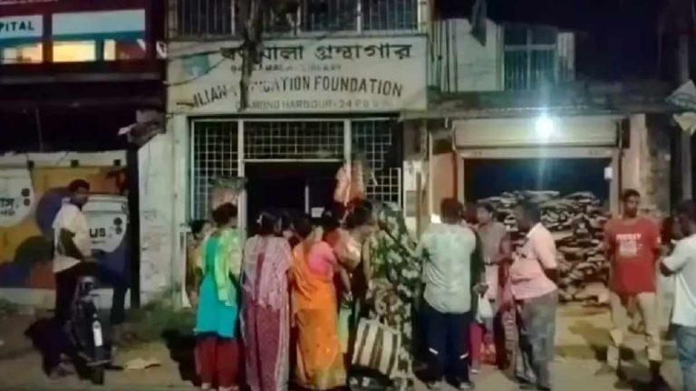 diamond-harbour-library-liquor-seizure-kapathat-south-24-parganas