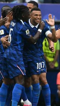 france-beat-iraq-3-0-mbappe-double-FIFA World Cup-knockout