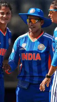 india-beat-bangladesh-Women's T20 World Cup-semifinal-hopes-alive
