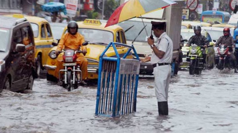 kolkata rain waterlogging