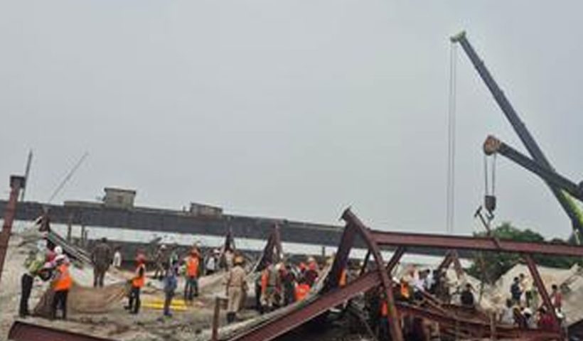 Rescue Teams Push Ahead in Taratala Amid Severe Rainfall