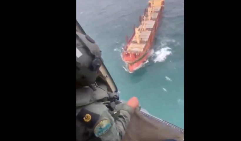 indian-navy-fisherman-rescue