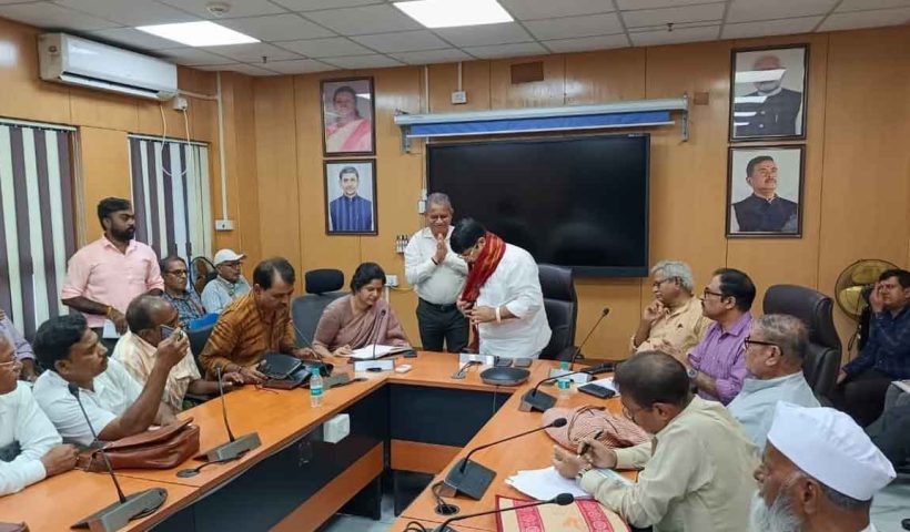 arjun-singh-jute-mills-meeting