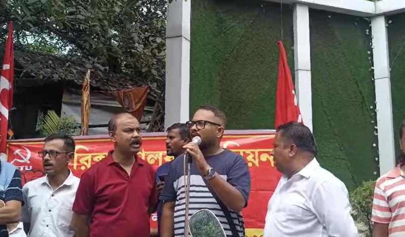 siliguri-toto-drivers-protest