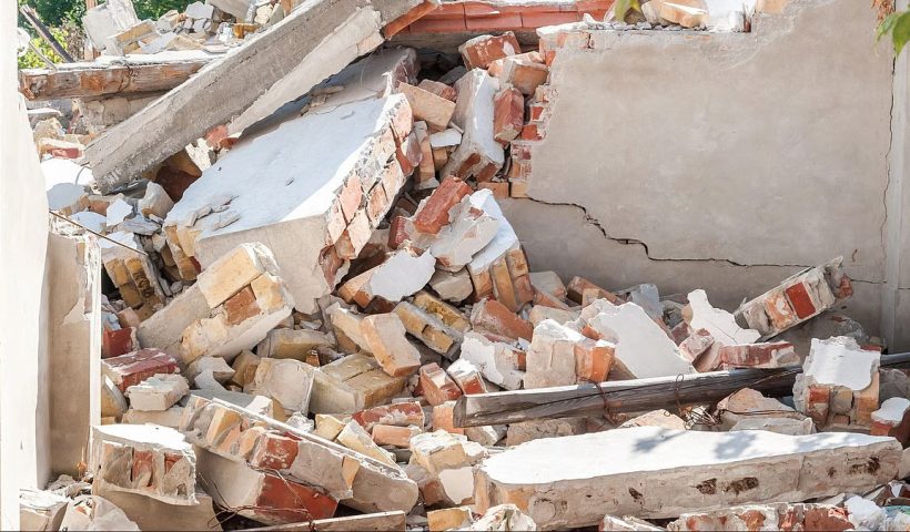 roof collapse pakistan kohat deaths