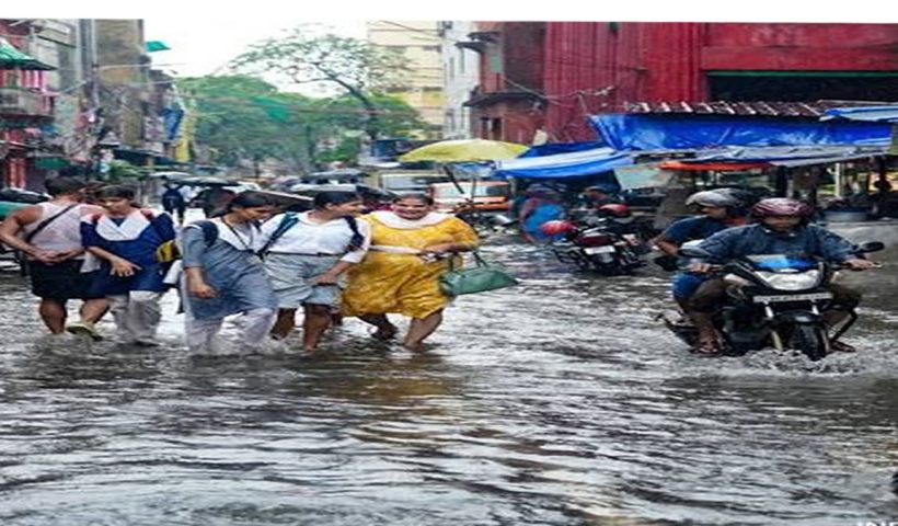 Howrah Reels Under Heavy Rain, Several Areas Submerged