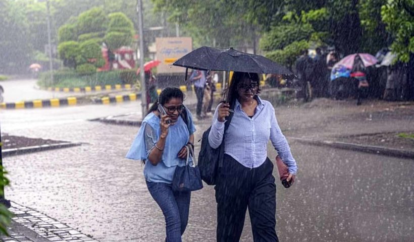imd-red-alert-heavy-rain-west-bengal-gujarat-maharashtra-forecast