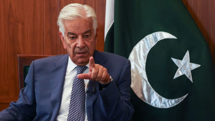 khawaja-asif-pojk-protests