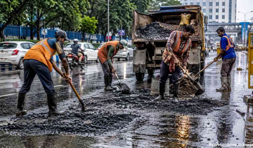 kolkata-salt-lake-road-pothole-repair-rain-kmc-bmc
