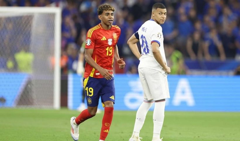 lamine-yamal-defends-kylian-mbappe-racism-row-mariano-rajoy