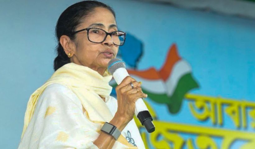 Mamata Banerjee’s Photo on Congress Stage