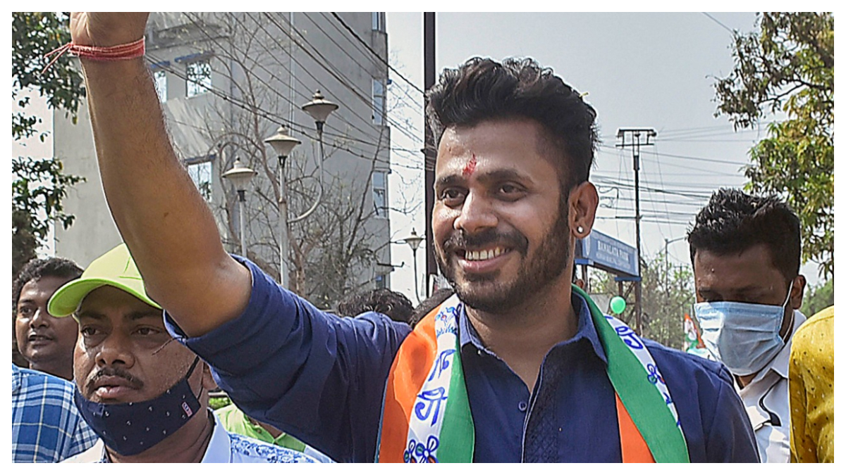 relief-materials-seized-from-warehouse-connected-to-former-tmc-mla-manoj-tewari