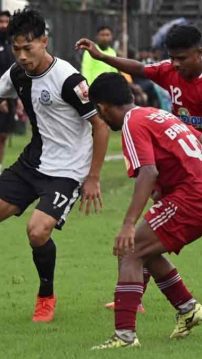 mohammedan-sporting-held-to-draw-by-wari-in-calcutta-football-league