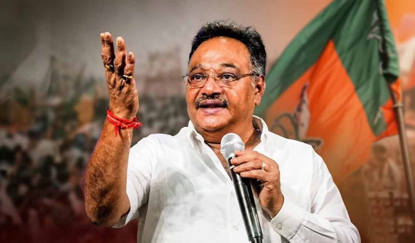 samik-bhattacharya-controversial-remark-anti-india-slogans-kolkata