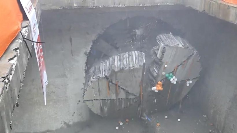 victoria-memorial-metro-breakthrough
